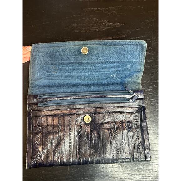 Vintage Eel Skin- Black- Fold Clutch- some wear- retro- 12x8 in inner pockets - Picture 5 of 8